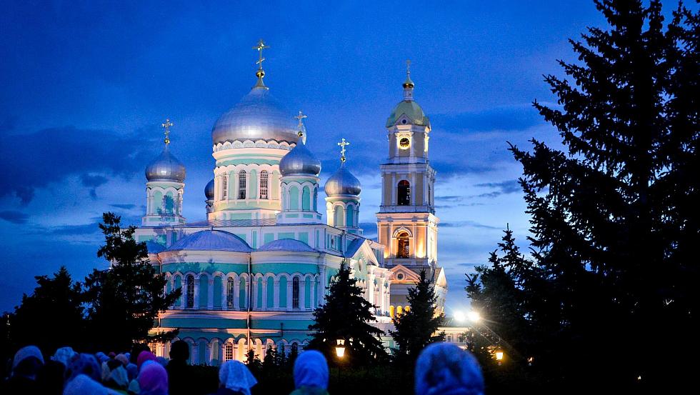 Дивеево к мощам Серафима Саровского_14