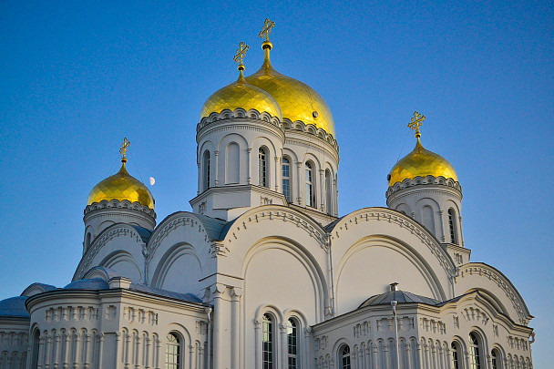 Поездки в Дивеево в будние дни недели