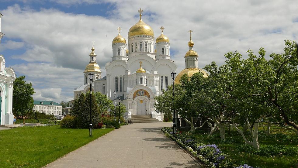 Успение Пресвятой Богородицы в Дивеево_5