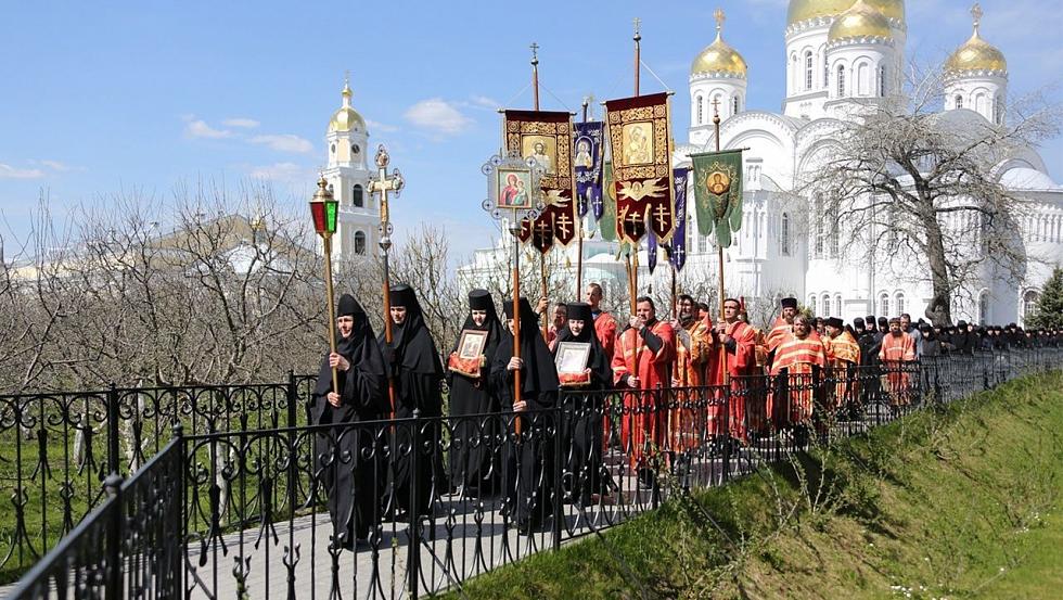 Пасха в Дивеево Воскресение Христово_8